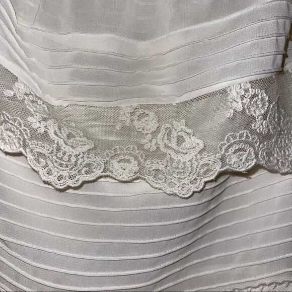 Alice by Temperly White Lace Whispers Off Shoulder Mini Dress Sz 4 - Picture 4 of 14